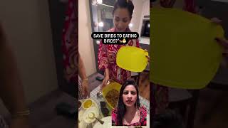 Vegetarian Malaika Arora Is Eating Non Veg bollywoodnews malaikaarora vegan nonveg veg [upl. by Ytissahc990]