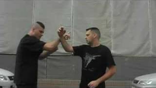 SPLITTING amp TRAPPING LESSON Raw Silat in Japan [upl. by Lissy]