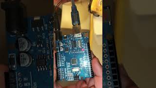 accensione led con ARDUINO UNO R3 [upl. by Ellirpa703]