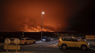 En Islande une éruption volcanique quotconsidérablequot est en cours dans le sudouest du pays [upl. by Wexler48]