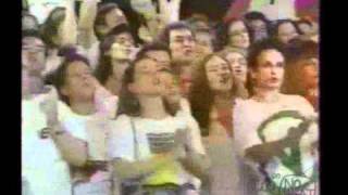 Lula lá  Coro dos artistas 1989 1 [upl. by Enelram]