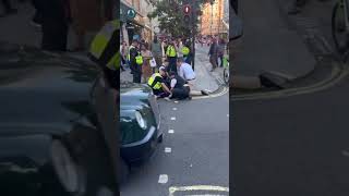 A Shop thief caught in Oxford Street yesterday london [upl. by Wilmott826]