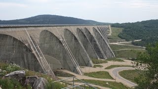 Visiting the Daniel Johnson Dam en route to Lab City [upl. by Noillimaxam364]