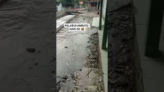 GELOMBANG TINGGI PELABUHANRATU SAPU RUMAH WARGA HARI INI [upl. by Ayekim]