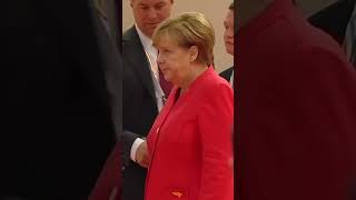 putin lider presidente rusia Angela Merkel rolling eyes with Putin [upl. by Dasie773]