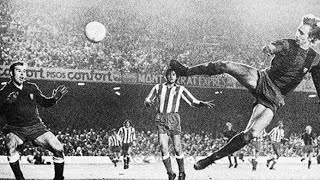 Cruyff quotWonder Goalquot vs Atletico Madrid  197374 [upl. by Augustus]