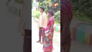 ତମକୁ ପାଠ ପଢେଇବାକୁ ଛାଡିଛୁ ନା ମାରିବାକୁ School punishment Karanjia Odisha OTV [upl. by Bertolde315]