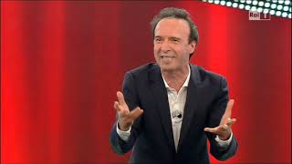 Benigni spiega lInno di Mameli  SANREMO 2011 [upl. by Einnahpets]