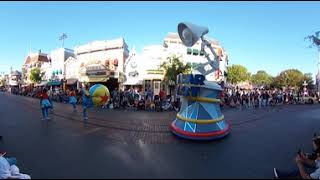 Disneyland Pixar Fun Parade 360 Degree 4K Video April 2018  Part 1 [upl. by Aduh]