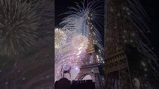 Paris Eiffel tower fireworks fireworks happynewyear eiffeltower feuerwerk [upl. by Baoj521]