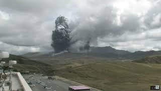 October 20 2021  Mount Aso Japan  Eruption  1143 JST [upl. by Leehar958]