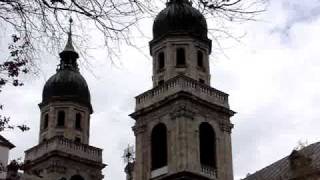 Jesuitenkirche Innsbruck  Schützenglocke e° [upl. by Procora]