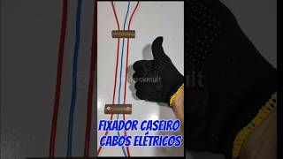 Como fixar 3 cabos elétricos com fixador caseiro de PVC [upl. by Australia216]