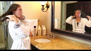 How to properly use leave in conditioner featuring Creme Magic Leave In Therapy [upl. by Amabel]