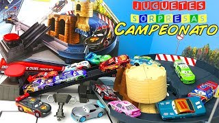 Carros de Carrera para niños  Pista de Coches DISNEY CARS DOUBLE LANE DUEL TRACK SET [upl. by Volin]