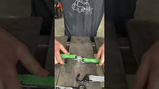 Do you know this trick to link ratchet straps ratchetstrap tipsandtricks [upl. by Perot]