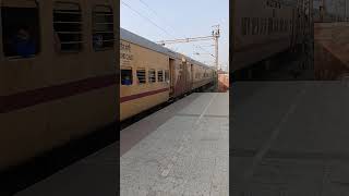 04681 Jammu Tawi special Fare special Express Kolkata to Jammu Tawi [upl. by Hamehseer]