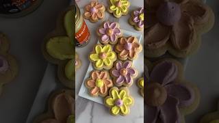 Healthy amp easy flower cookies cookiedecorating glutenfree noartificialcolors healthycookies [upl. by Yardna156]