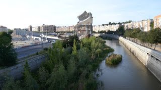 Demolición de la Tribuna del Estadio Vicente Calderón 2 de Mayo 2020 [upl. by Nnaeirual]