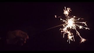 How to Light Wedding Sparklers 2017 [upl. by Leahcimdivad]