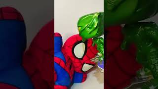 Marvel Plush Spider Man  Duende Verde parte 1 spiderman duendeverde willemdafoe spiderverse [upl. by Nedry805]