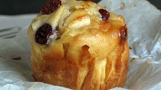 Como hacer Muffins Grandes de Chocolate Blanco con Arándanos Receta fácil [upl. by Ydne741]