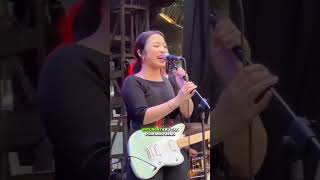 Bernadya Live At Senayan Park Jakarta Untungnya Hidup Harus Tetap Berjalan [upl. by Enomor328]