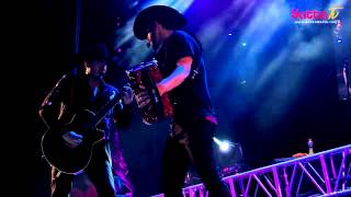 Calibre 50 en el Carnaval de Minatitlan Veracruz 2014  YattaRadiocom [upl. by Marcello53]