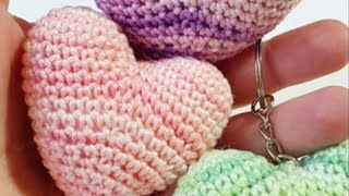 amigurumi principianti uncinetto cuore portachiavi [upl. by Eenolem]