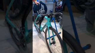 Сборка гравийника Bianchi Impulso 2024 [upl. by Ettigirb]