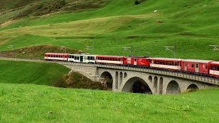 Regio der Matterhorn Gotthard Bahn an der Furkareuss zwischen Andermatt und Realp [upl. by Giselbert62]