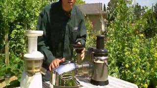 Choosing the right juicer with John Kohler [upl. by Rumney755]