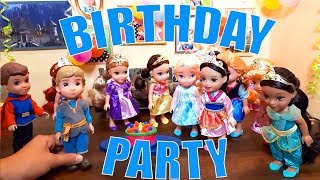 BIRTHDAY PARTY  Elsa and Anna and Kristoff toddlers Celebrate their Birthday with Friends [upl. by Dicks]