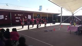 competencia de kpop en escuela [upl. by Oimetra289]