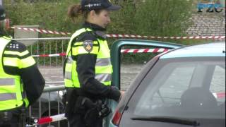 Grote controle door politie en belastingdienst in Middelburg [upl. by Swinton]