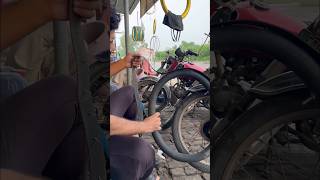 Puncture walay ne ghlat panga leliya 😎🤣 umarsaeed funny shorts [upl. by Munsey434]