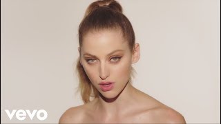 Betta Lemme  Bambola  Official Lyric Video [upl. by Martino489]