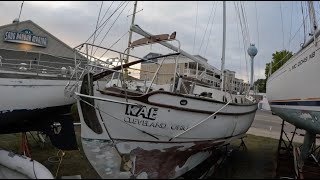 Looking at Sailboats in Pentwater Michigan [upl. by Ahsinit24]