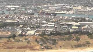 Landing in Honolulu HLN [upl. by Matrona]