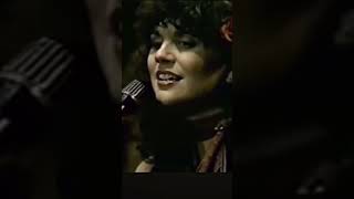 Linda Ronstadt Live singing the Lowell George classic quotWillinquot Fox Theater in Atlanta 1977 [upl. by Suollecram472]