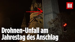 Berlin Drohne kracht in Gedächtniskirche am Breitscheidplatz [upl. by Akener]