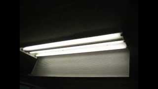 ProgrammedStart Electronic Ballast Fluorescent Lights in my dorm room [upl. by Eidnalem774]