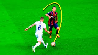 When Xavi Hernandez Faced Toni Kroos  Skills amp Goals Battle [upl. by Enait]