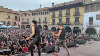 Donots  Auf sie mit Gebrüll live in Barcelona at Poble Espanyol 21st May 2023  NOFX Support [upl. by Nordine364]