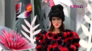 Chanel Haute Couture Frühjahr Sommer 2015 – Papierblumen und tropisches Feeling [upl. by Legnaros]