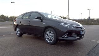 2016 Toyota Auris Touring Sports 18 VVTi Hybrid Icon StartUp and Full Vehicle Tour [upl. by Naples]