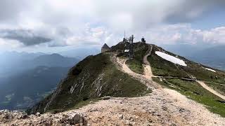 Wandern in Kärnten  Bergwanderung auf den Dobratsch Gipfel Ausblick und Gewitter [upl. by Anneiv]