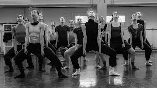 DAS FRÜHLINGSOPFER  THE RITE OF SPRING  Pina Bausch  Rehearsal Teaser  Staatsballett Berlin [upl. by Asila]