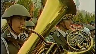 Parademarsch Nr 1 der Nationalen Volksarmee 1989 PARADE RECORDING [upl. by Haila]