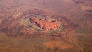 Ayers Rock Uluru to Alice Springs Airport Landing [upl. by Malissia]